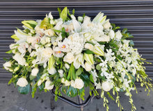 Load image into Gallery viewer, White Full Casket Spray