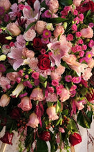 Load image into Gallery viewer, Pinks and Burgundy Standing Spray