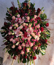 Load image into Gallery viewer, Pinks and Burgundy Standing Spray