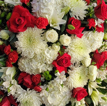 Load image into Gallery viewer, Red and White Standing Spray